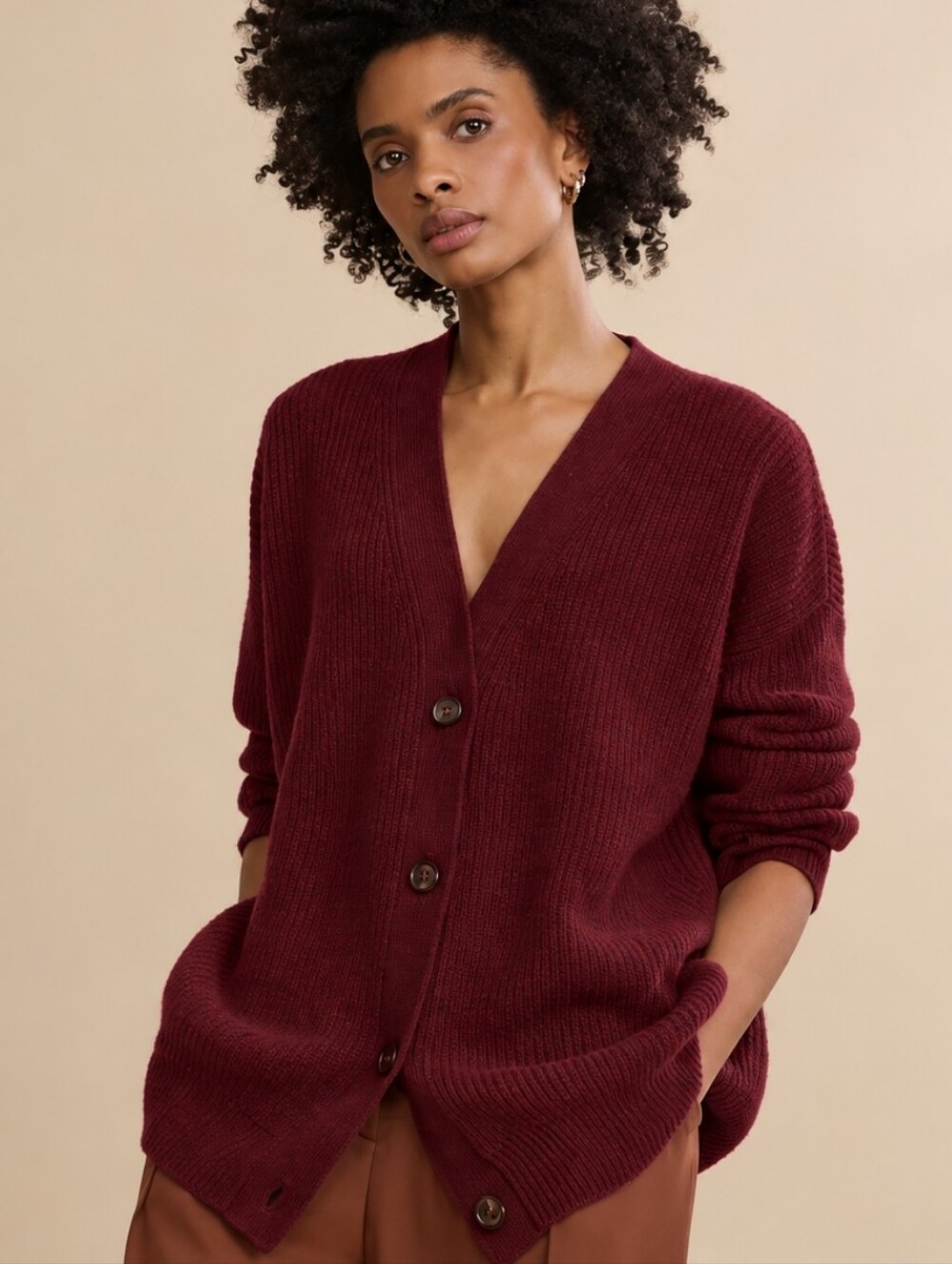 Jenni Kayne Cocoon Cashmere V-Neck Button Cardigan In Wine